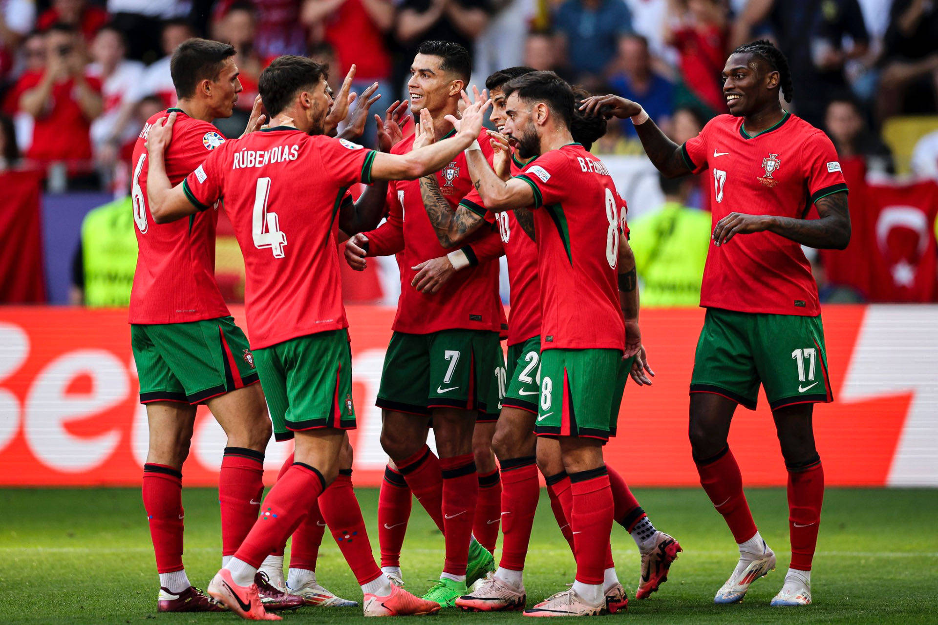 关于英格兰主场大胜保加利亚，欧洲杯出线可期待的信息