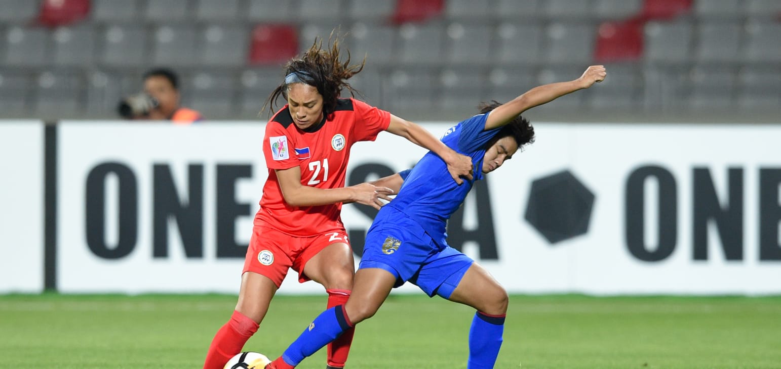 亚洲足球巡回赛：女子球队备战的简单介绍