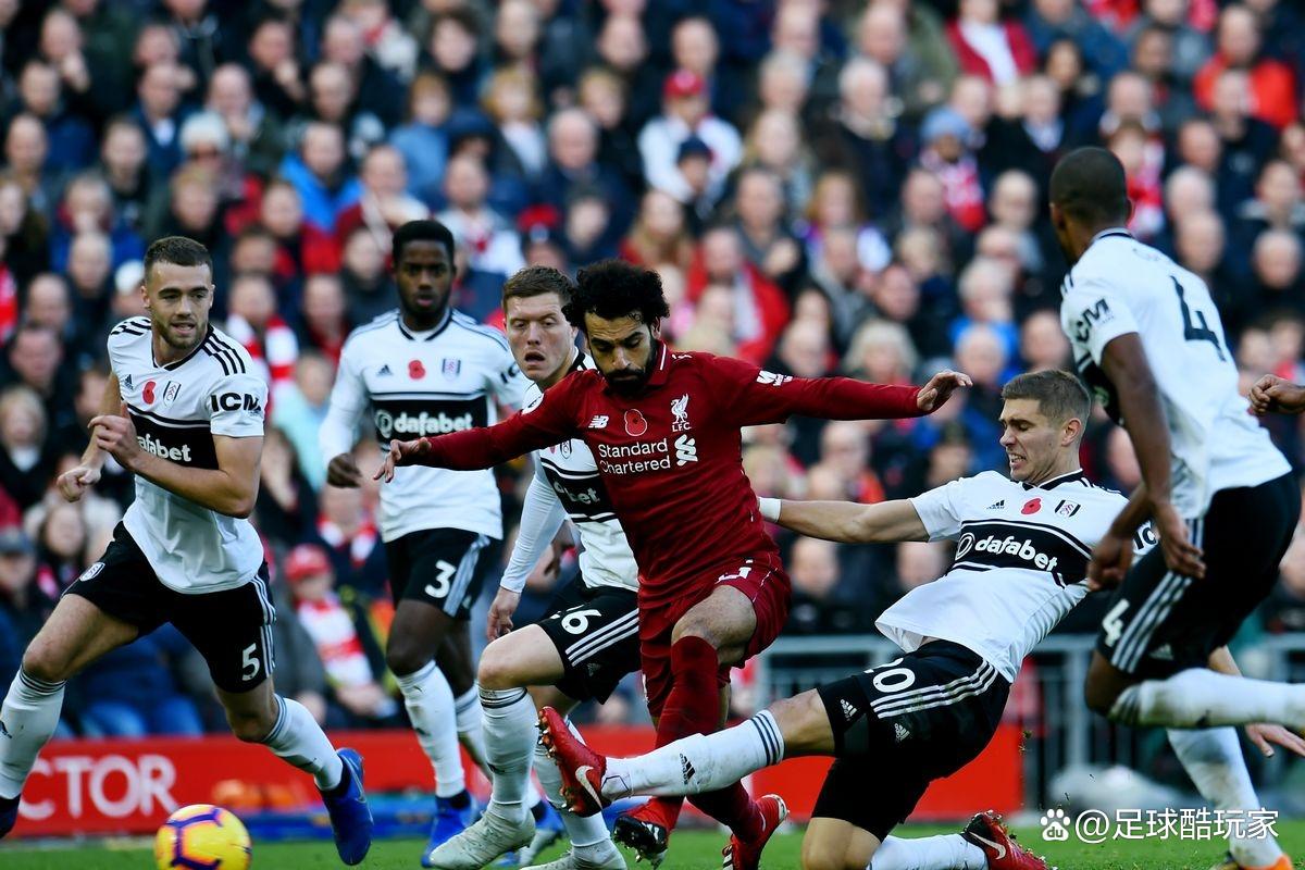 利物浦球员在比赛中受伤，需休战一周的简单介绍