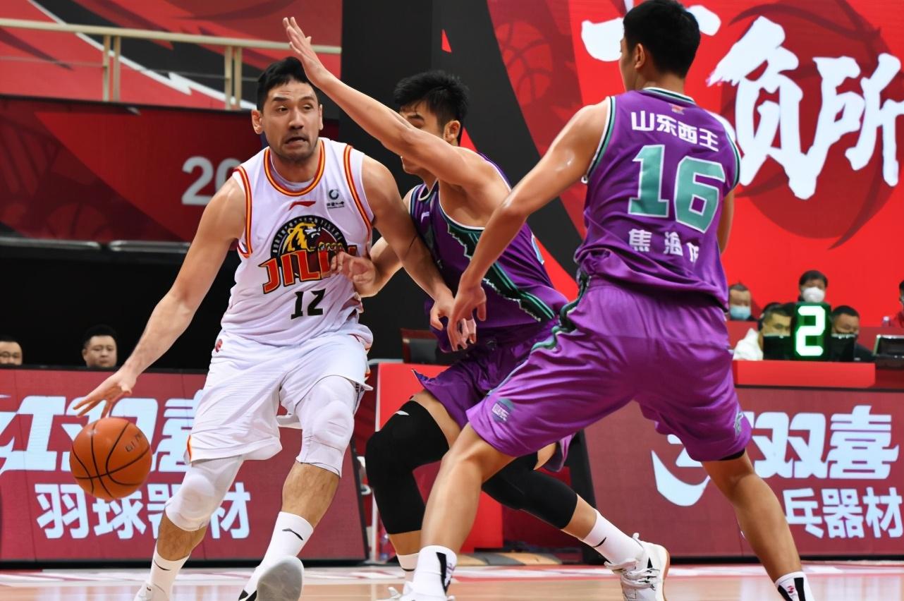 关于德国男篮翻盘加拿大男篮，卡鲁索爆发神勇的信息