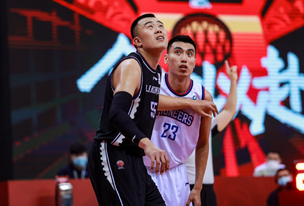 加拿大男篮血洗希腊男篮，贝弗利打破历史纪录的简单介绍