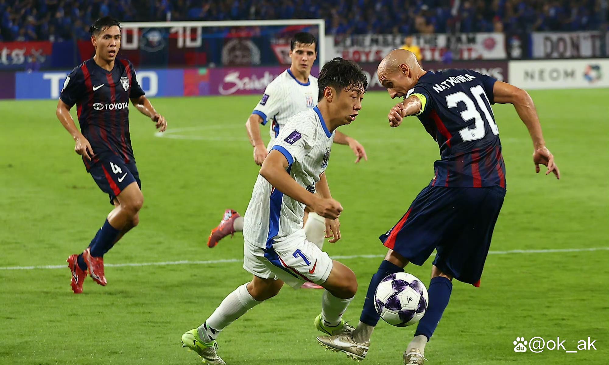 上海队外援表现亮眼，帮助球队逆转击败对手的简单介绍