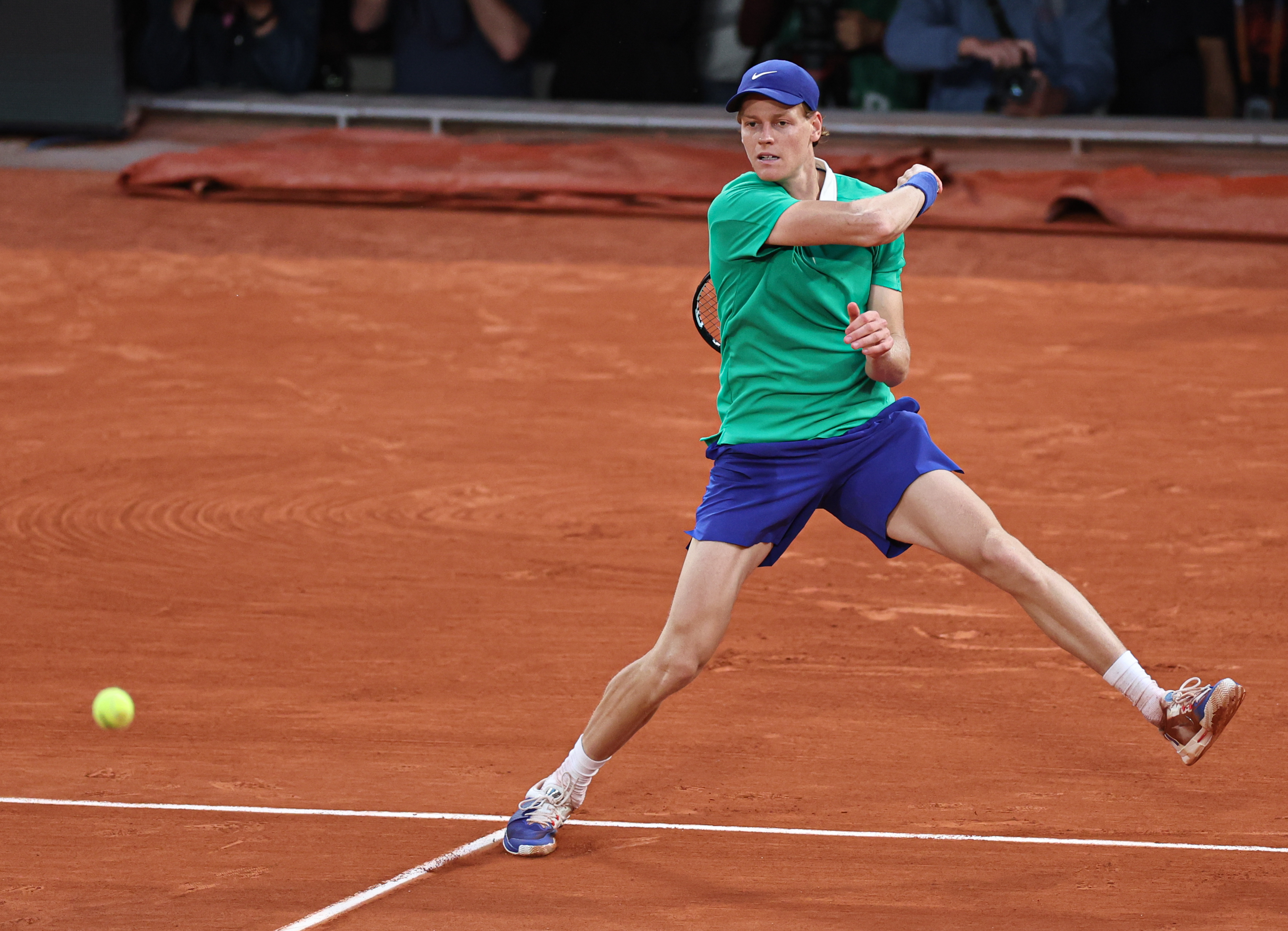 法网险胜蒙特卡洛大师赛，辛纳惊艳四座的简单介绍