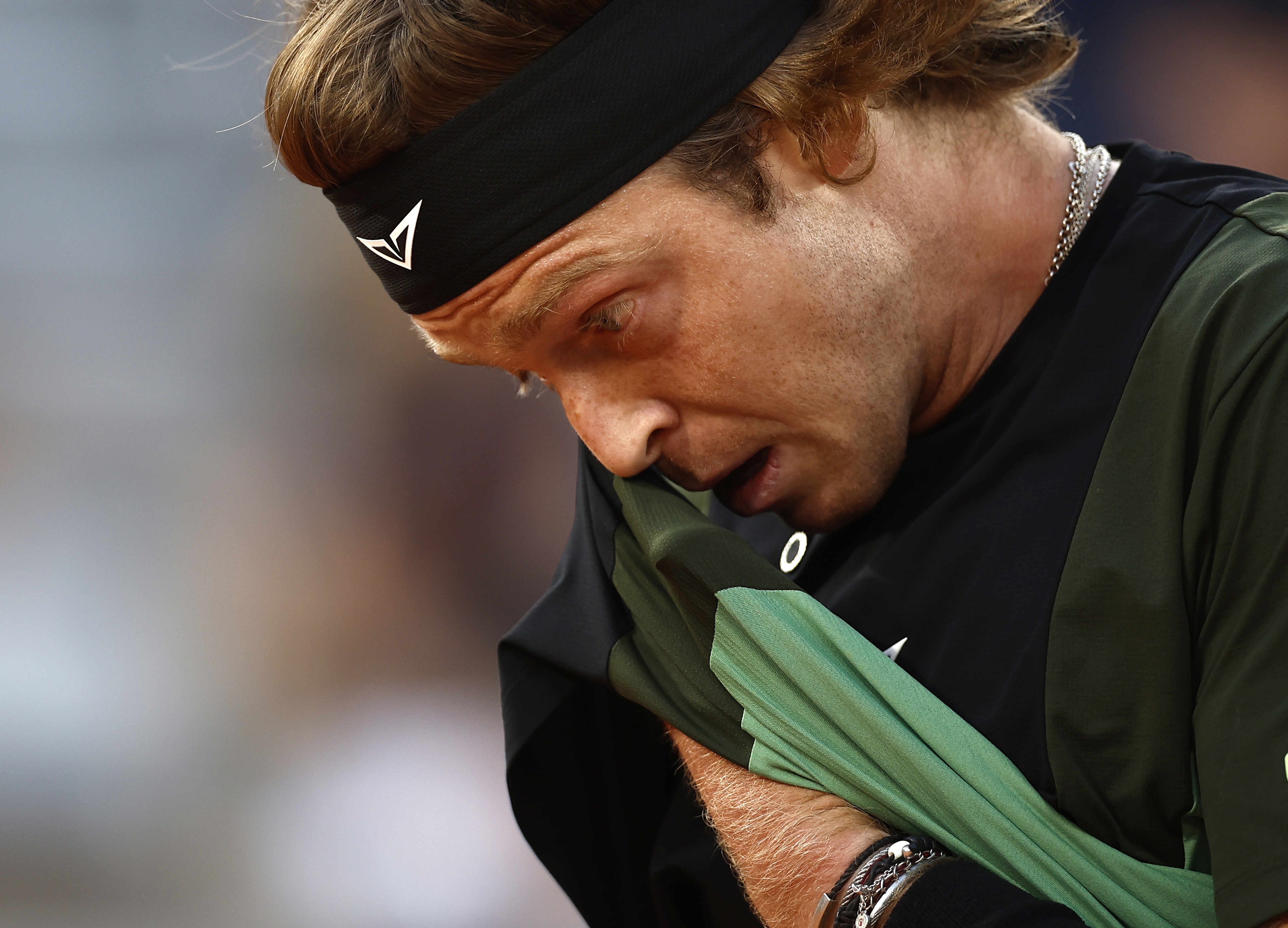 法网绝杀联合杯，辛纳惊艳四座