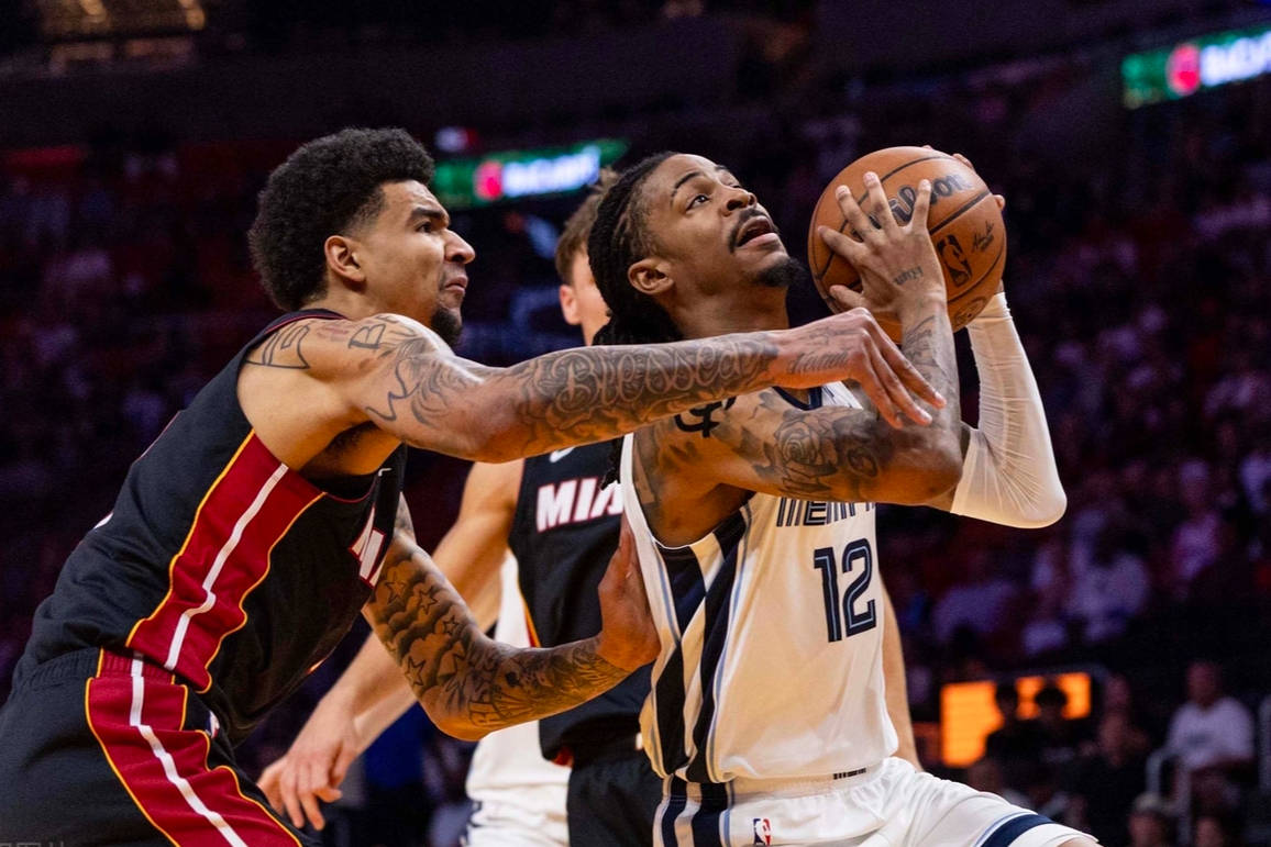 包含篮网B队力克热火，莫兰特完成帽子戏法的词条