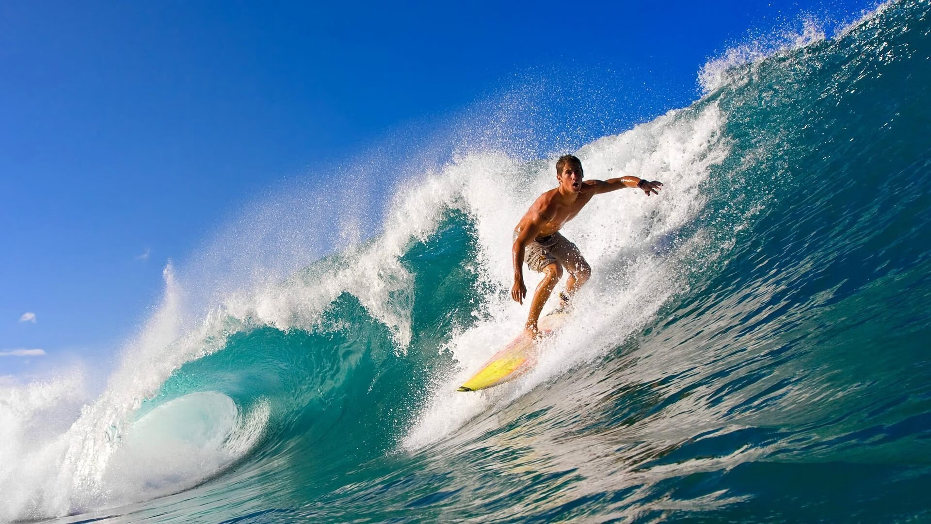 双城记，里昂铁壁强压波兰新星，萨拉赫西甲德比展王者风范
